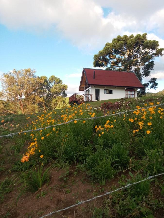 Chale Com Vidros E Hidromassagem Villa Sao Bento do Sapucai Bagian luar foto